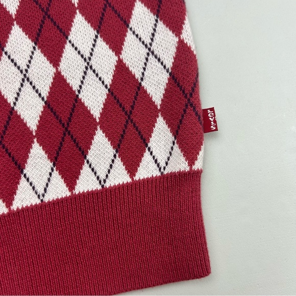 NWT Levi’s Ilia sweater vest - Picture 13 of 13